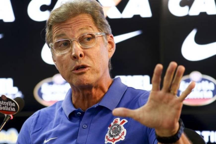 Oswaldo de Oliveira é demitido do comando do Corinthians