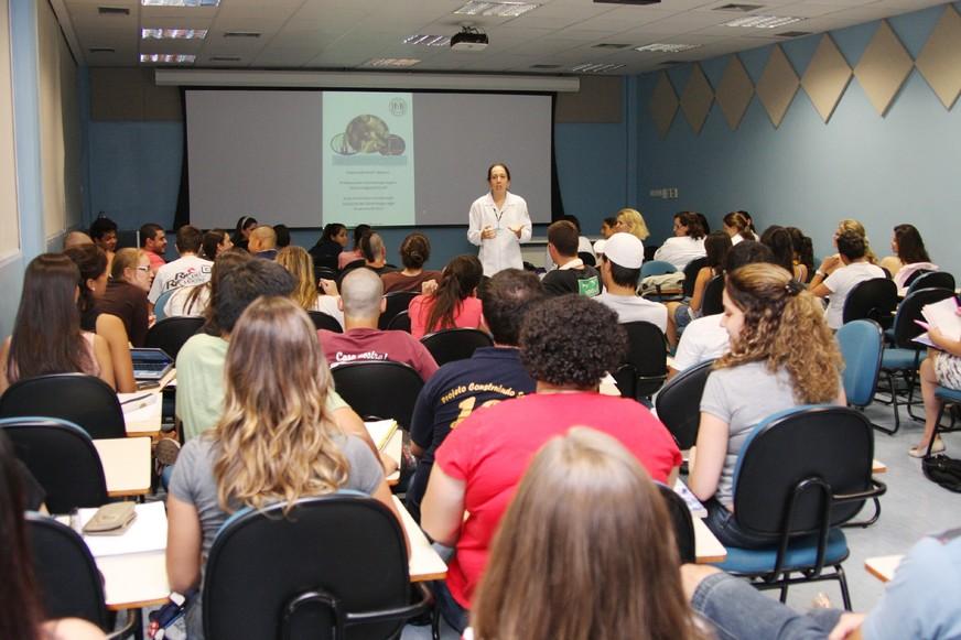 Proposta quer liberação do FGTS para pagar faculdade e curso profissionalizante
