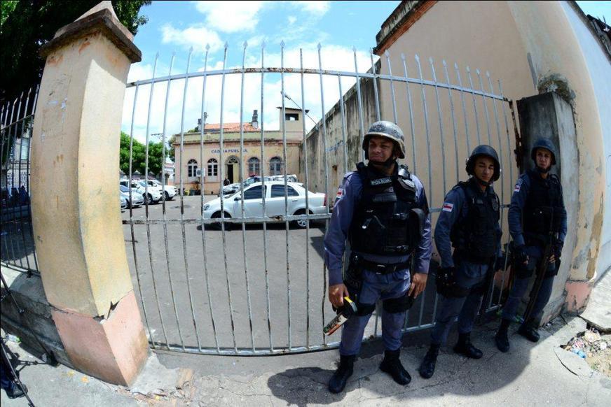 OAB/AM quer que Justiça garanta acesso de advogados a detentos