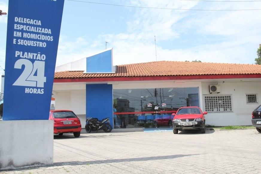 Homem morre após sofrer golpes de arma branca na Zona Leste de Manaus
