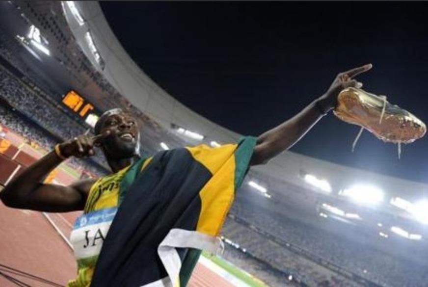 Bolt devolve medalha de ouro do revezamento 4×100 m de Pequim 2008