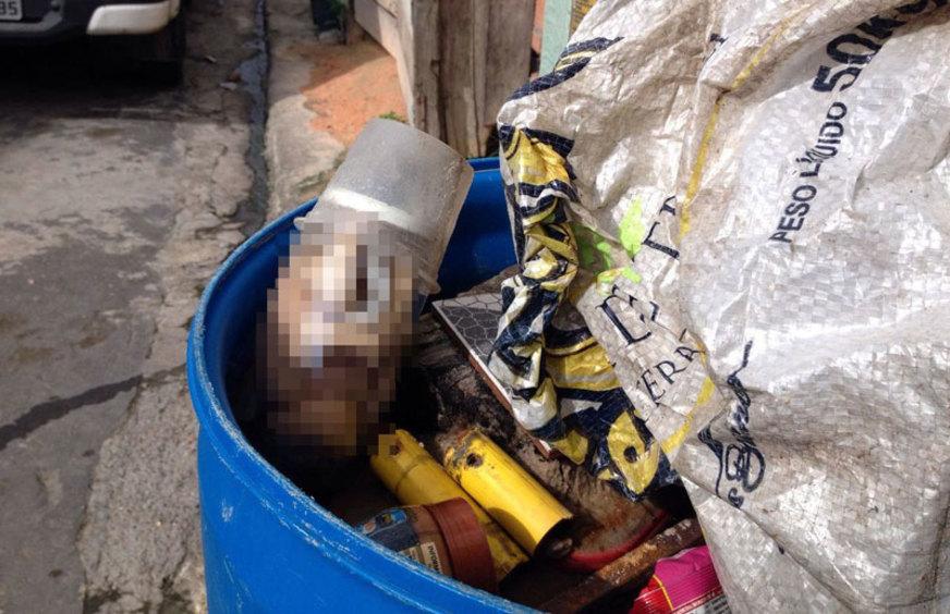Feto é encontrado dentro de garrafa PET e em lixeira no Monte das Oliveiras
