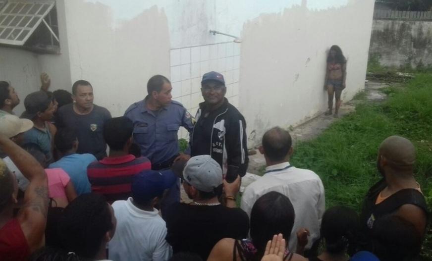 Humanos e monstros