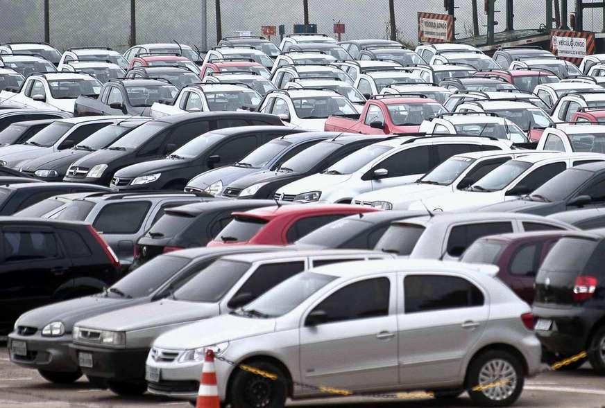Primeiro leilão de 2017 do Detran-AM reúne mais de 700 veículos