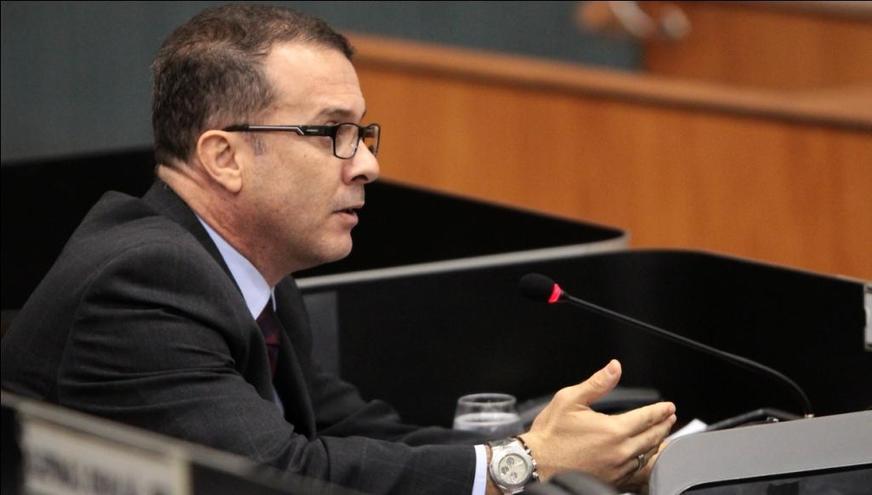Projeto de Chico Preto quer suspender decreto que aumentou preço da tarifa