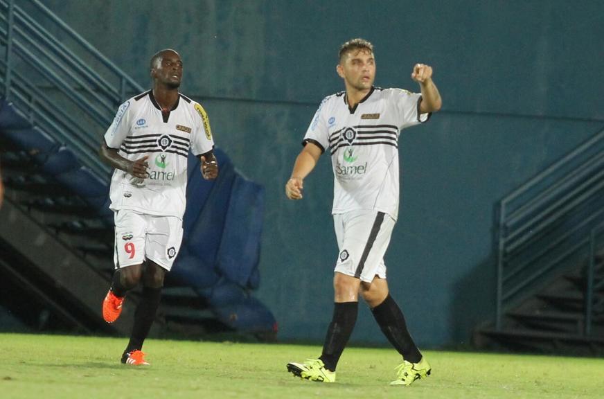 Autor dos gols do Rio Negro, Arthur comemora e já pensa no próximo jogo