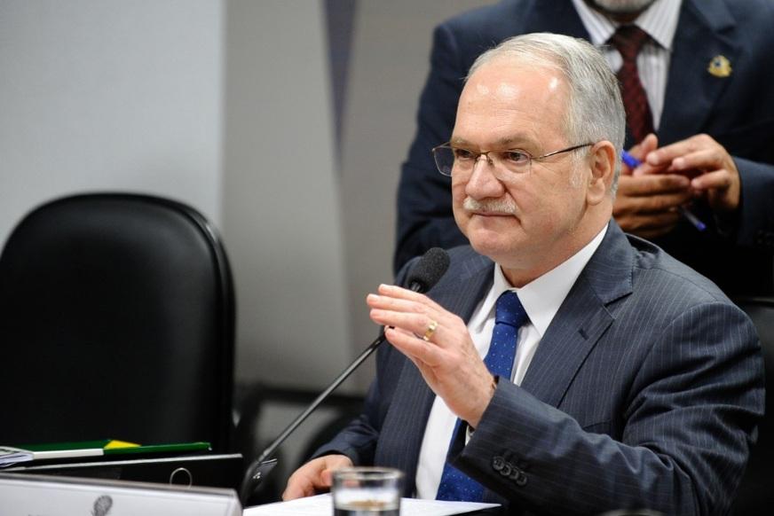 Cerca de 70% dos inquéritos abertos por Fachin envolvem pagamento de caixa 2