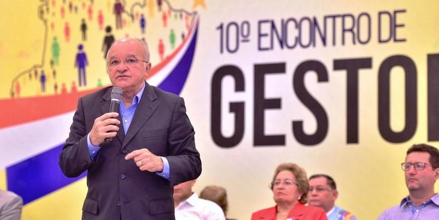 Com cinco votos, José Melo é cassado e perde o mandato de governador