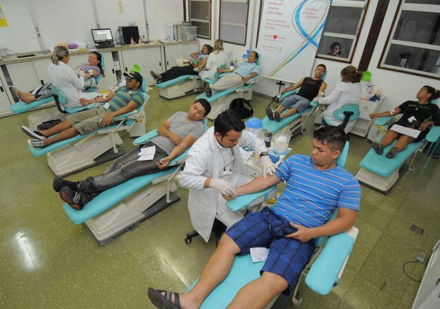Com estoque de sangue baixo, Fundação Hemoam convoca doadores