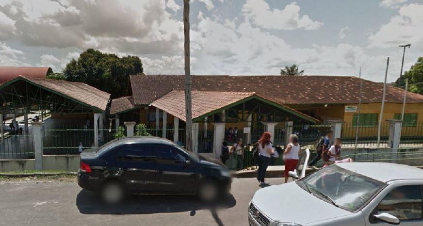 Professora é roubada e alunos ameaçados durante assalto em escola do Alvorada