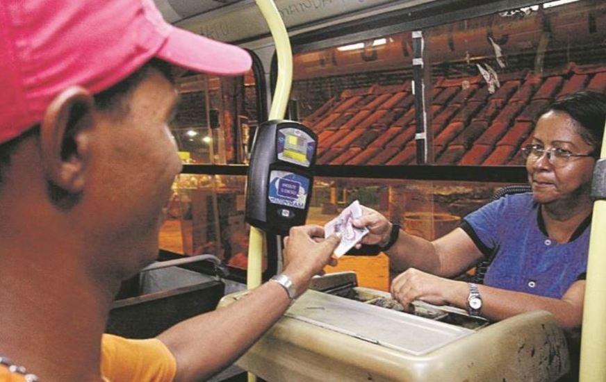 Fim da passagem em dinheiro nos ônibus de Manaus depende do poder público