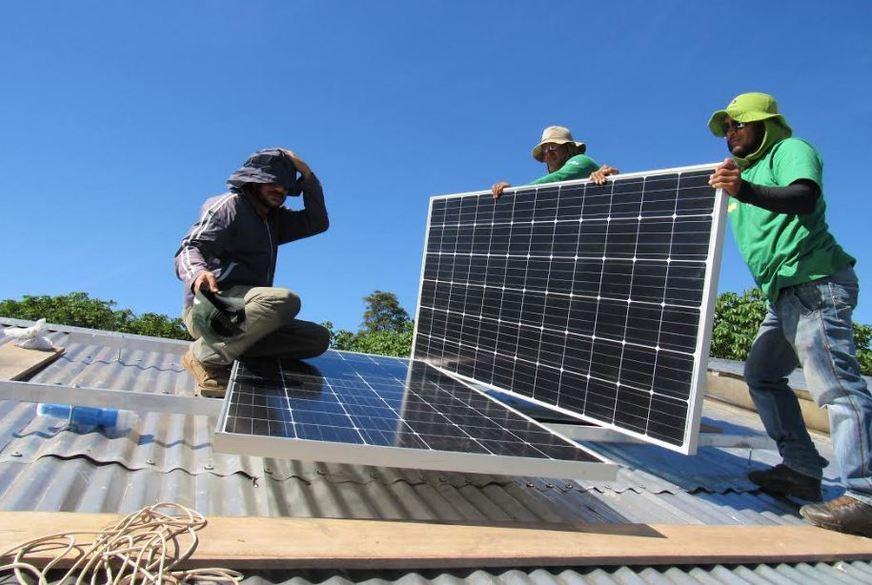 Programa ajuda a levar energia sustentável a escolas do município de Lábrea