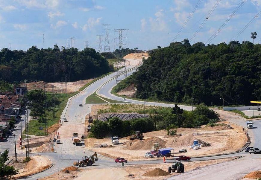 Trechos 3 e 4 da Avenida das Flores devem ser concluídos até outubro