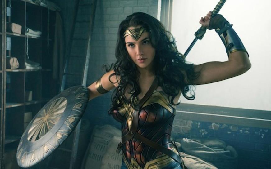 ‘Mulher Maravilha’ supera bilheteria de ‘Batman Vs. Superman’ nos EUA