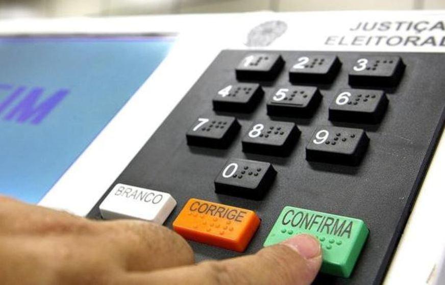 Eleições e propostas nas nuvens