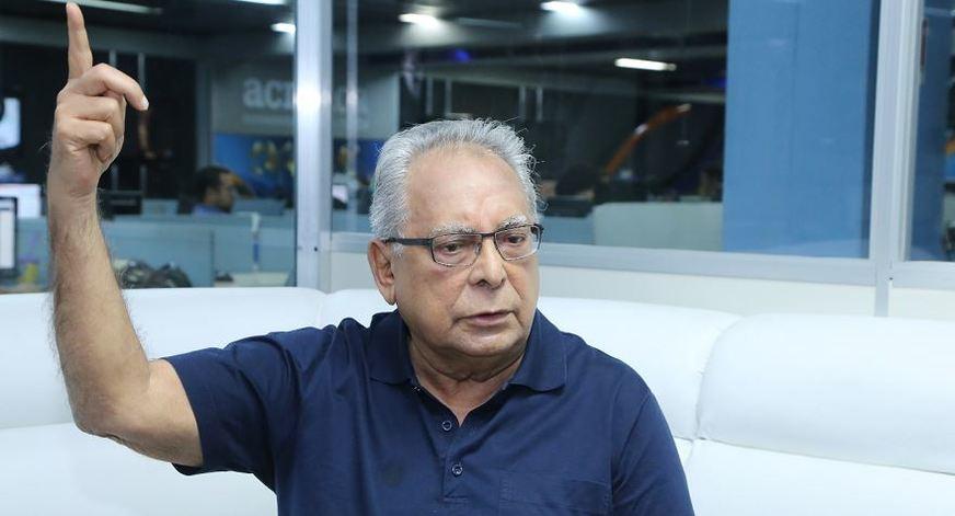 Amazonino  dá conselho ‘direto da rede’ para David Almeida