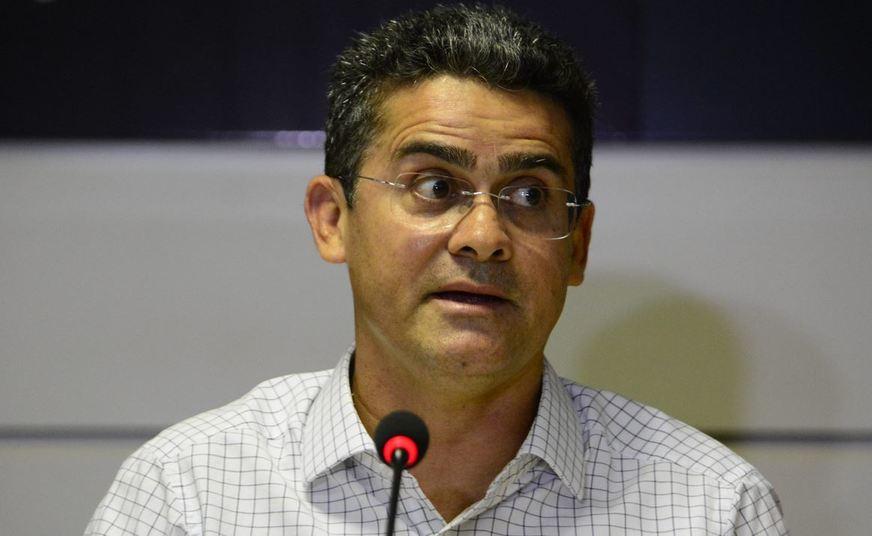 David faz megaevento no pós-eleição