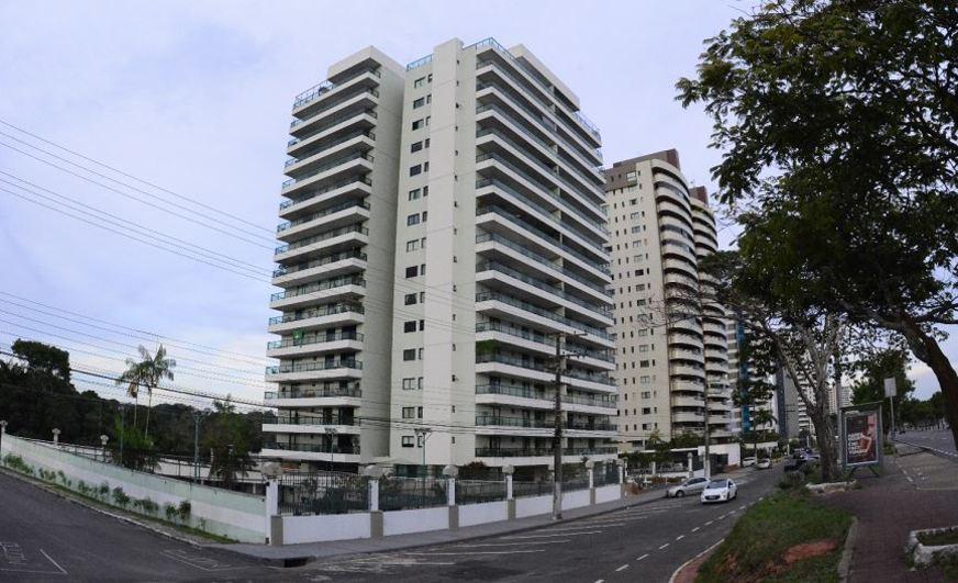 Elevador do edifício Castelli, no bairro Ponta Negra, despenca do 15º andar