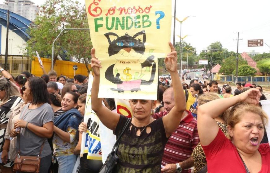 Após protestos, Assembleia Legislativa do Estado discute Fundeb na web