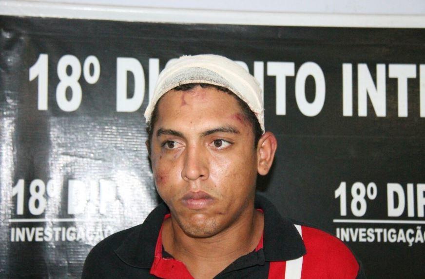 Presidiário é preso após tentar roubar moto e golpear vítima com canivete no pescoço