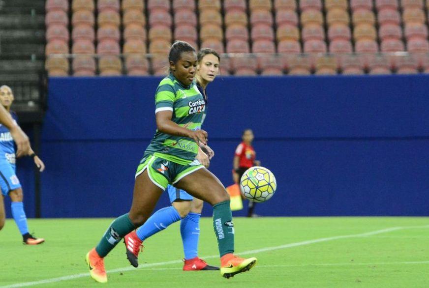 Ex-Hulk, zagueira Sorriso é o primeiro reforço do 3B da Amazônia