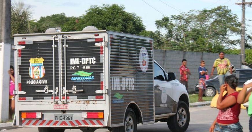 Homem é assassinado com tiro de espingarda após conflito com grupo rival