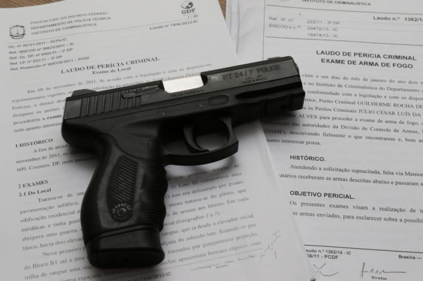 Porte ilegal de arma de uso restrito passa a ser crime hediondo no Brasil