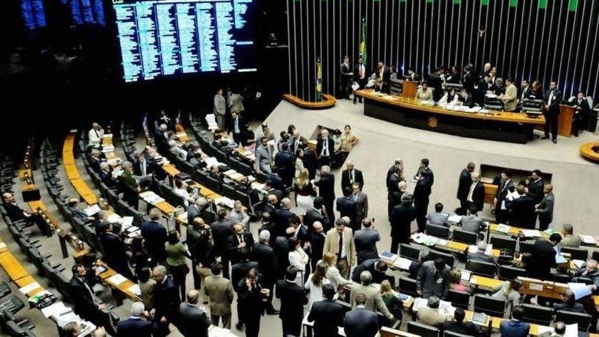 Segurança pública e muitos balões de ensaio