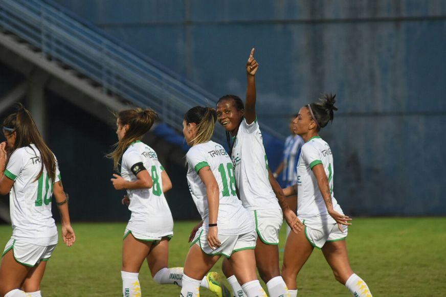 Hulk da Amazônia atropela o Tufão da Colina no Barezão Feminino