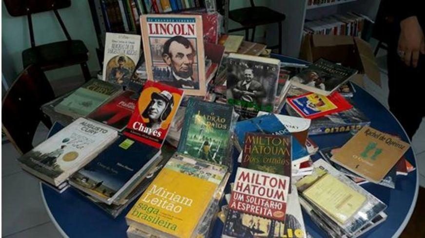 Ufam promove última Feira de Troca de Livros de 2017 na próxima semana
