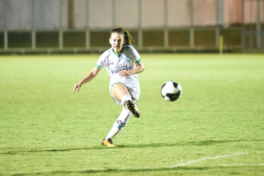 Andressinha marca 4 e Iranduba volta a golear São Raimundo