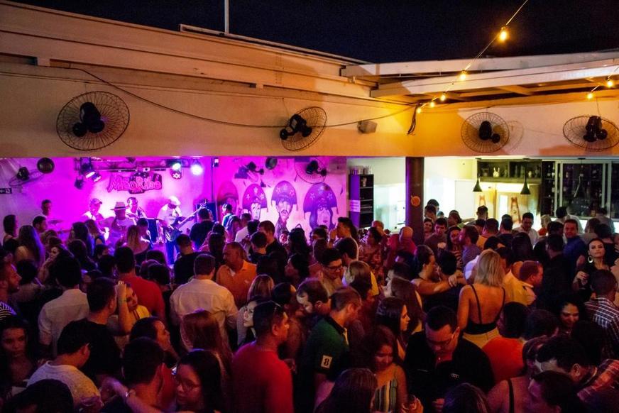 Axerito celebra 1º aniversário com 12 horas de música ao vivo e couvert gratuito