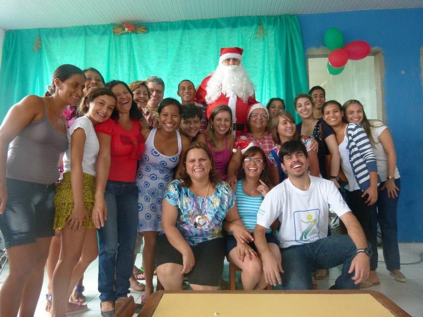 Voluntários aceleram campanhas de doações para o Natal de pessoas carentes