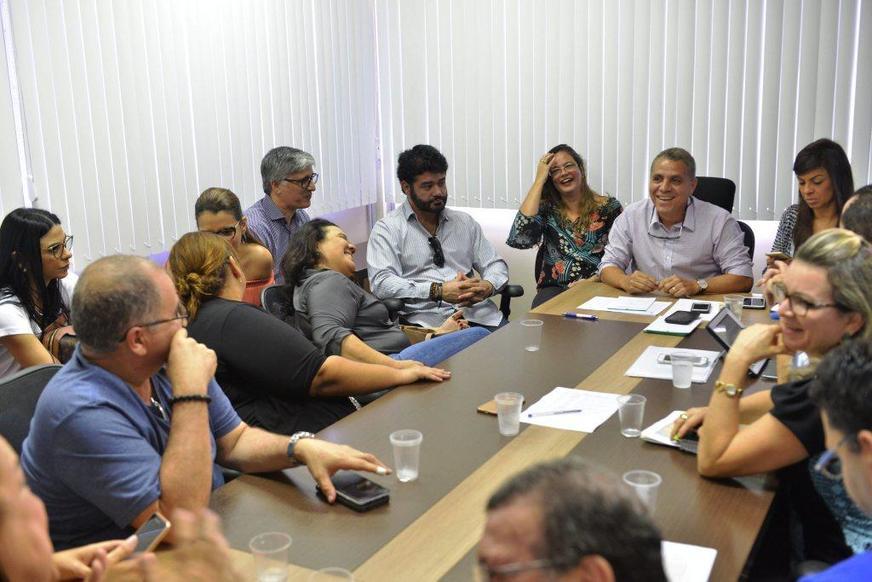 Governo e terceirizadas da Saúde fecham acordo para pagamento de valores devidos