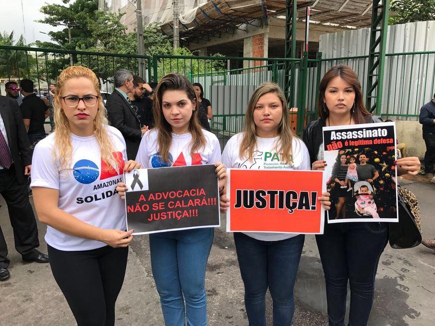 Vereadora cria projeto para impedir venda de bebida alcoólica a quem estiver armado