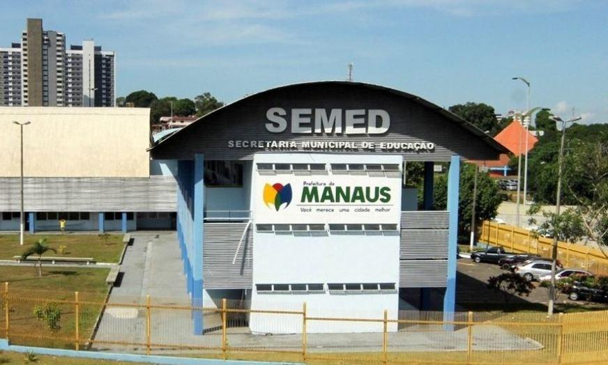 Dispensa  de licitação vira farra