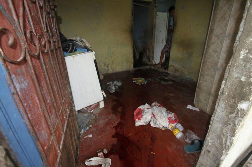 Dupla de sucateiros é executada a tiros dentro de casa na comunidade Monte Sião