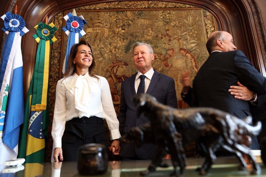 MPE pede a ‘demissão’ de Betinha Valeiko