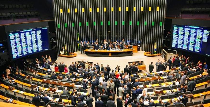 Atuação política precisa melhorar