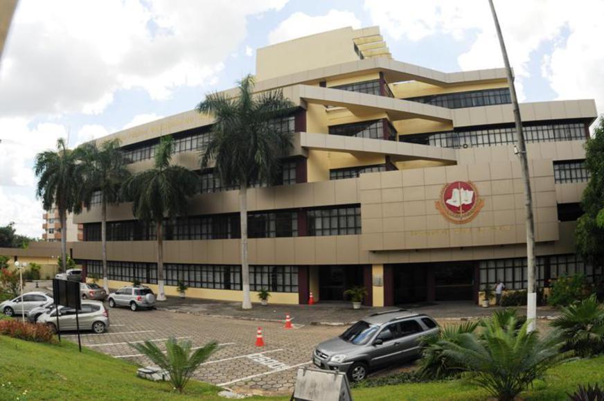 2018: o ano  dos embates nos poderes