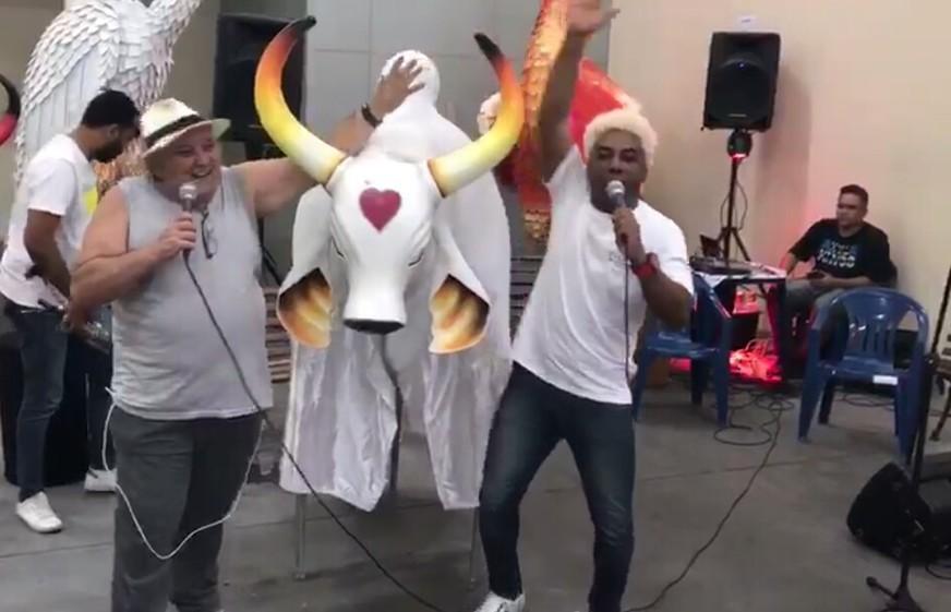 Dudu Nobre, Buchecha e outros artistas cantam toada do Garantido em vídeo