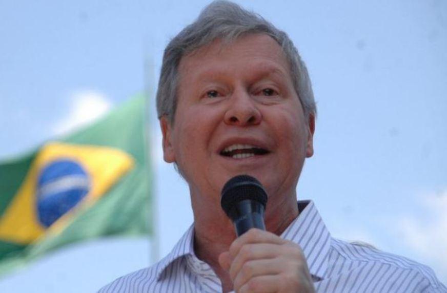 Arthur Neto mira o governo do Amazonas