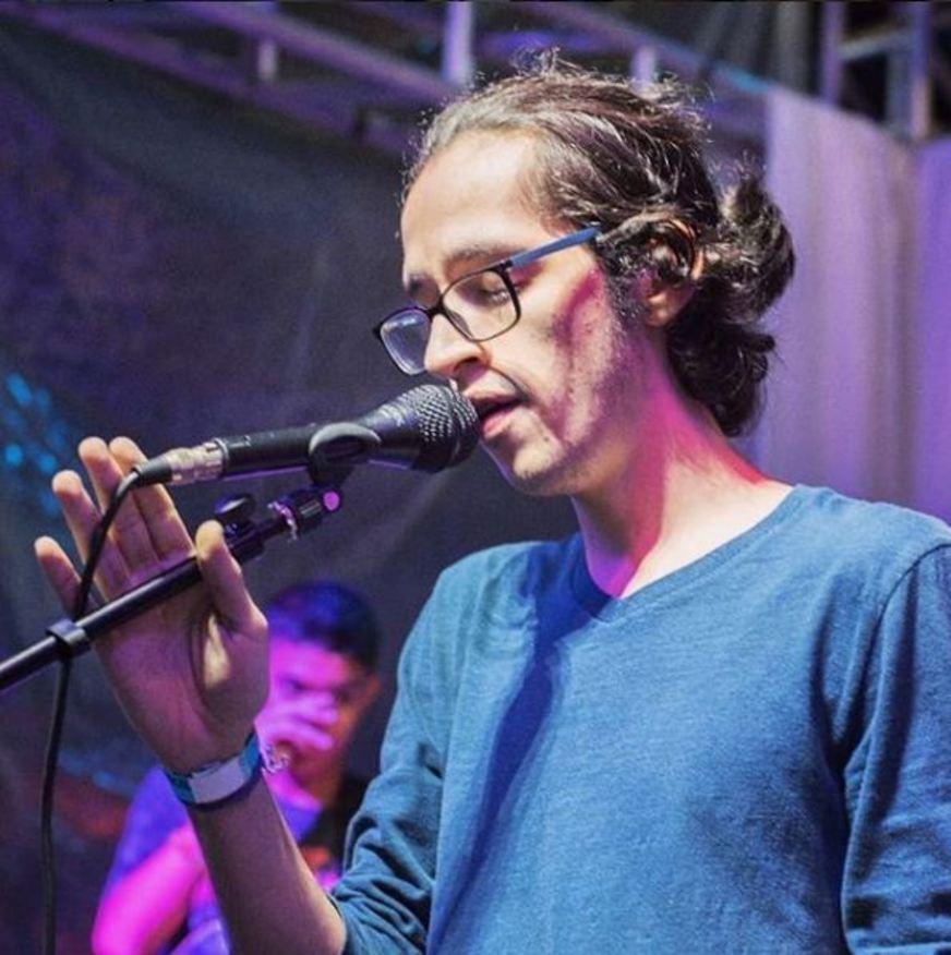 Cantor amazonense Bruno Hoyos lança EP todo em inglês com acústica simples