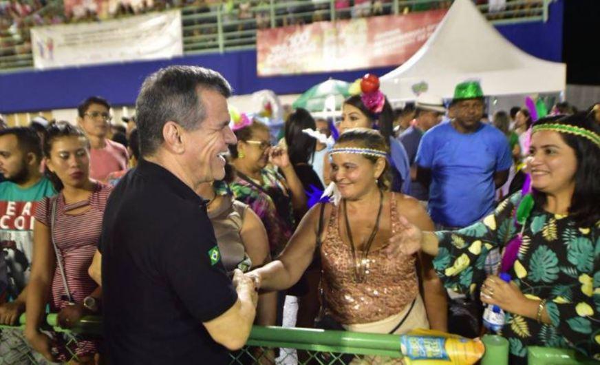 Bosco encara a população no Carnaval
