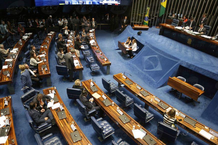 Senado aprova plano contra homicídio de jovens e aumenta pena do feminicídio