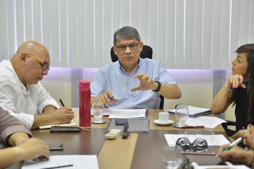 Susam revê contrato com empresas terceirizadas