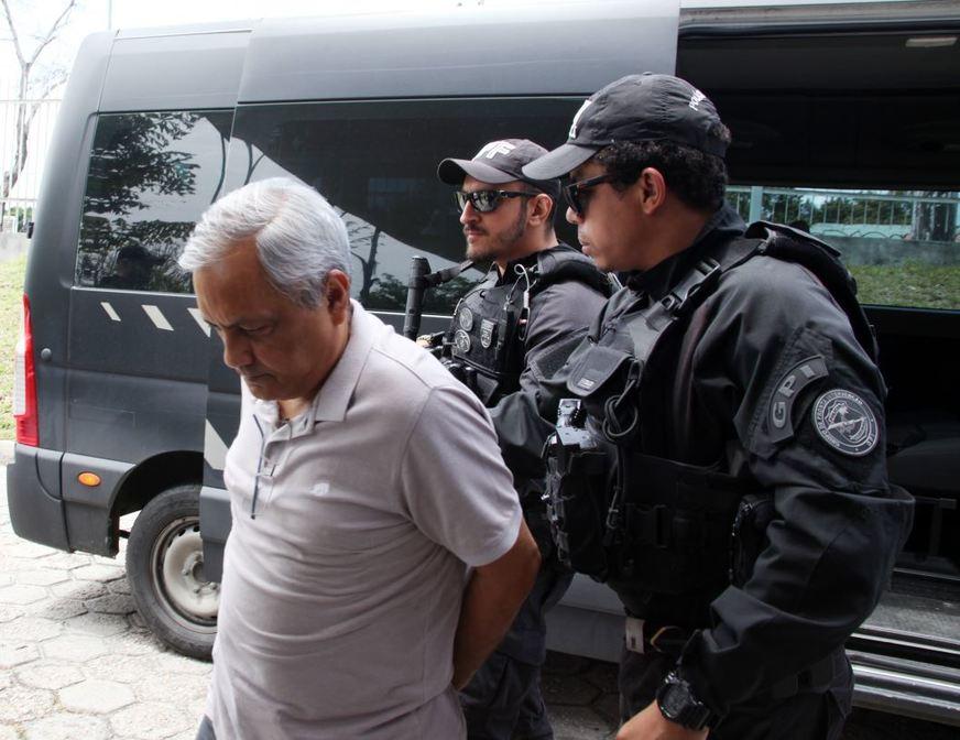 Celular é encontrado em cela de Evandro Melo e direito a banho de sol é suspenso