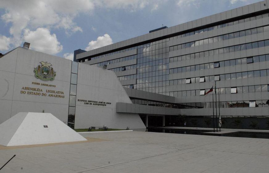 Governistas perdem de ‘goleada’