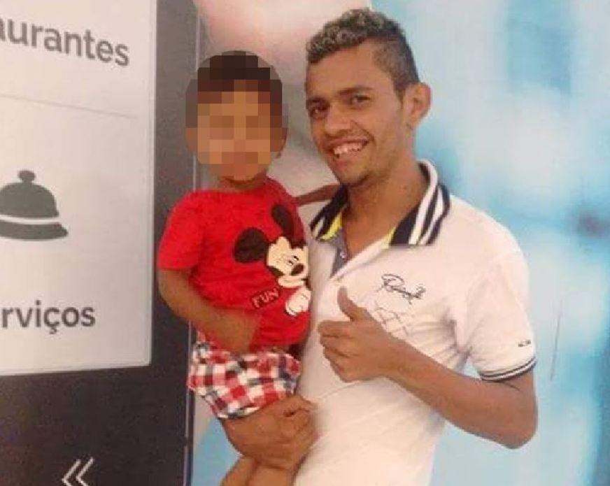 Quarteto mata homem a tiros e deixam dois feridos no bairro Compensa
