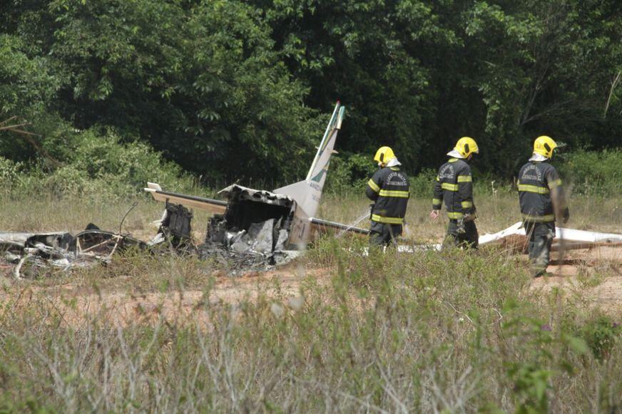 Queda de avião em Manaus não deixou vítimas fatais, diz Corpo de Bombeiros